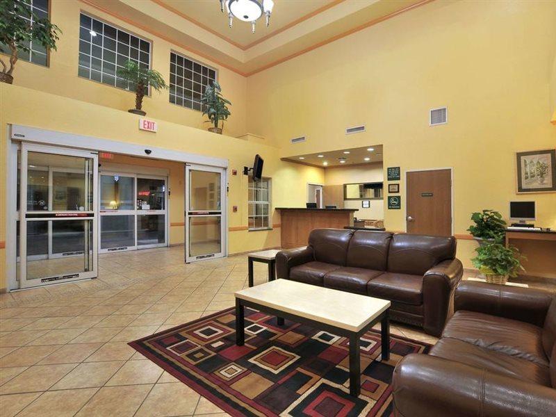 Super 8 By Wyndham San Antonio/Alamodome Area Ξενοδοχείο Εξωτερικό φωτογραφία