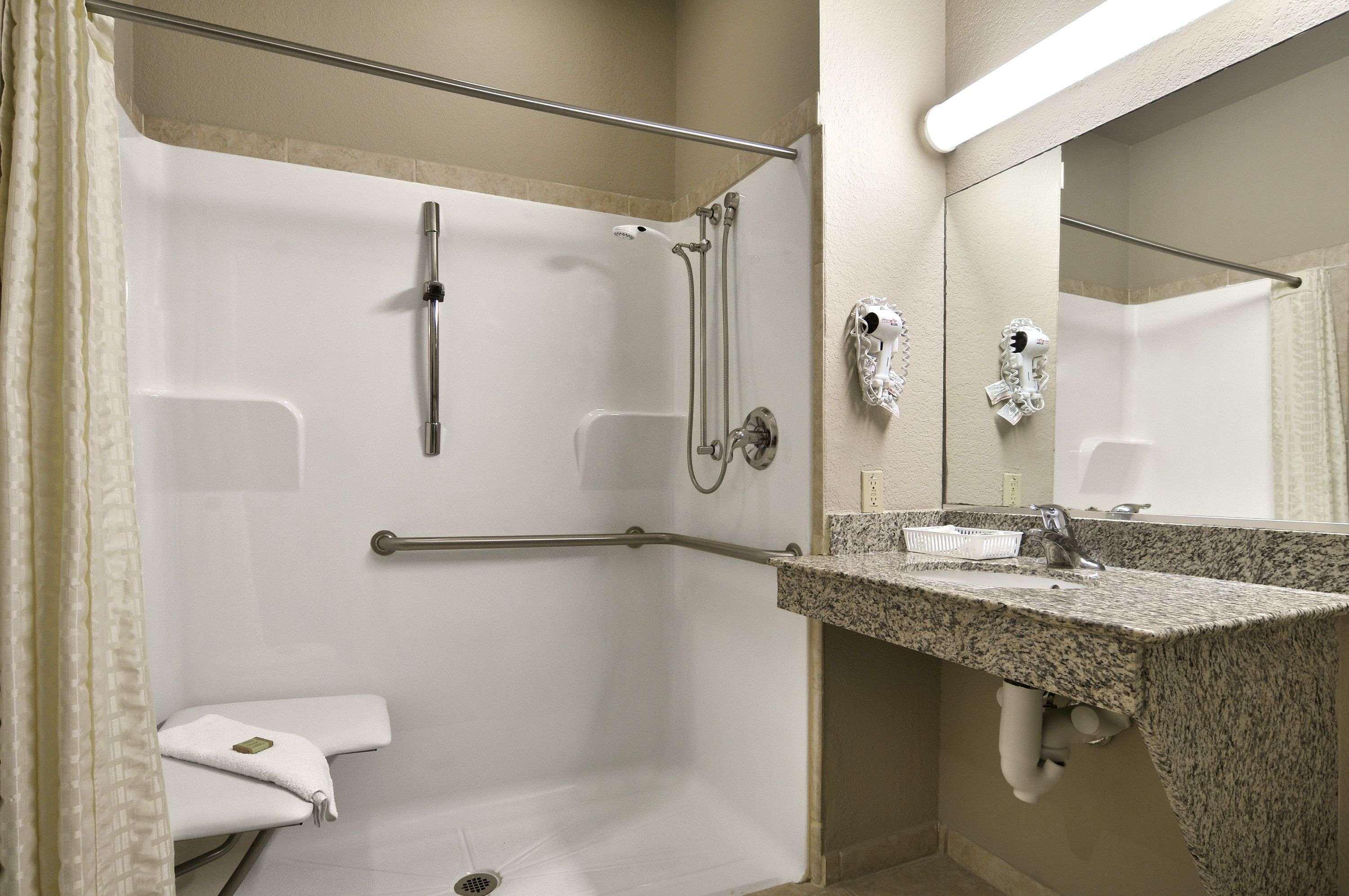 Super 8 By Wyndham San Antonio/Alamodome Area Ξενοδοχείο Εξωτερικό φωτογραφία