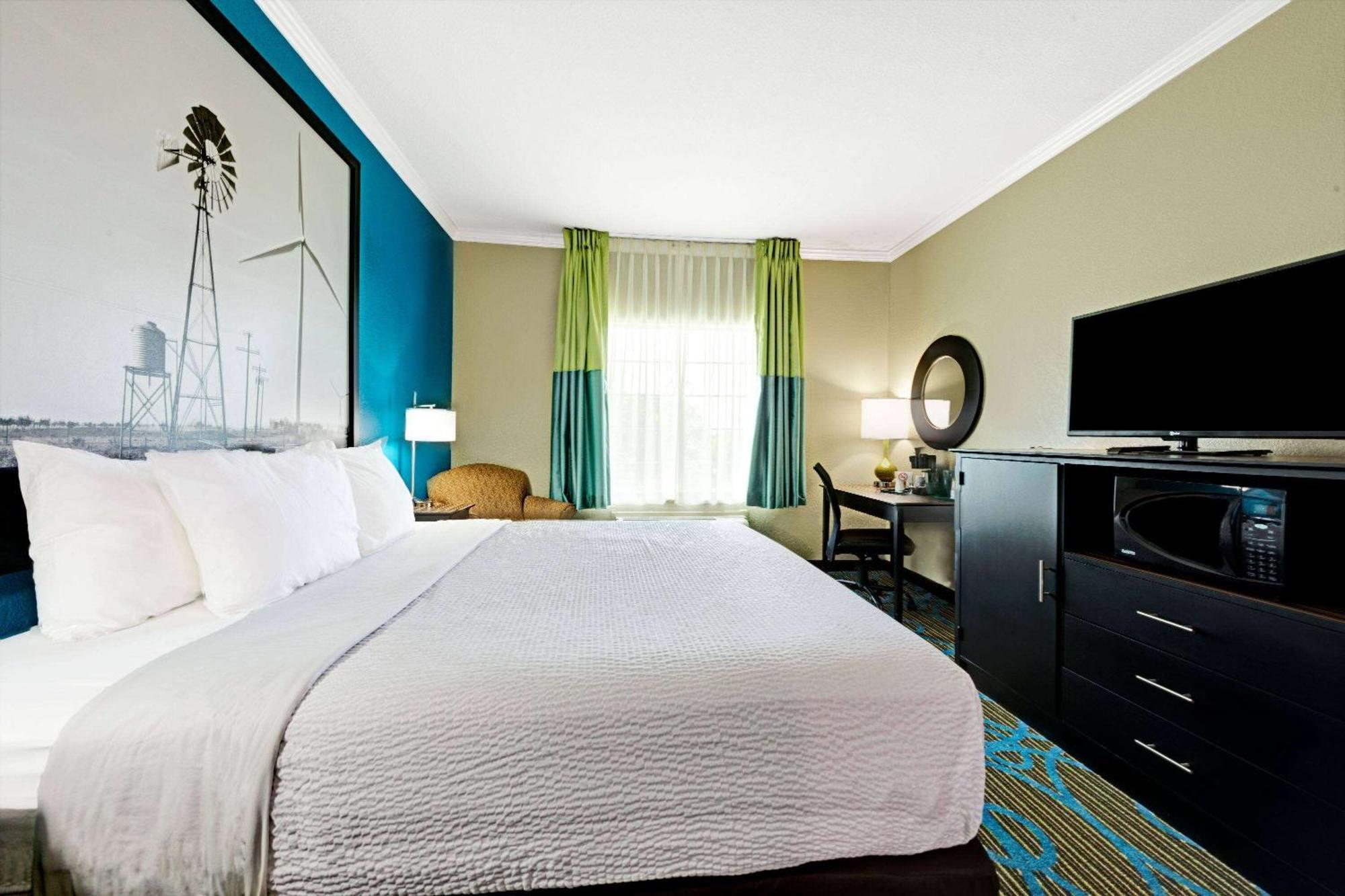 Super 8 By Wyndham San Antonio/Alamodome Area Ξενοδοχείο Εξωτερικό φωτογραφία